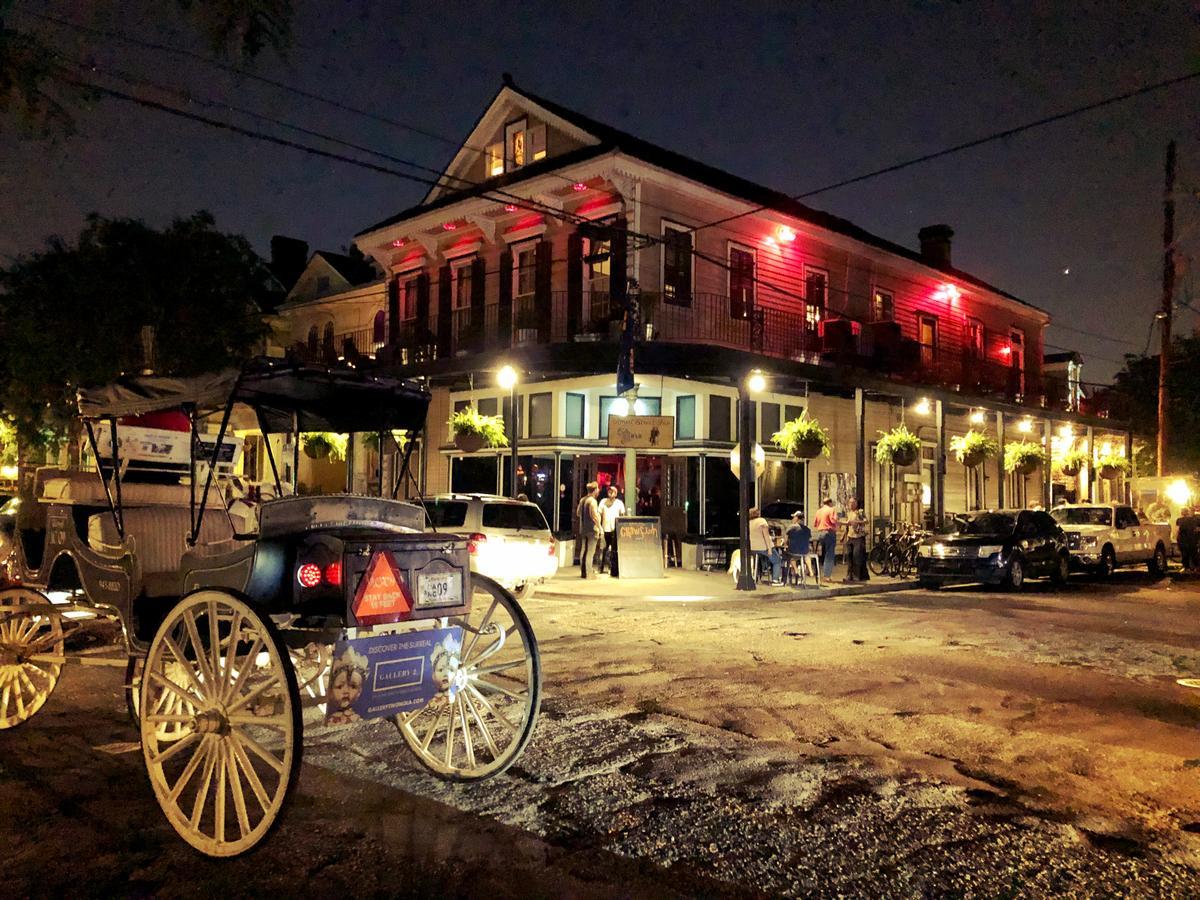 Royal Street Inn & Bar ニューオーリンズ エクステリア 写真